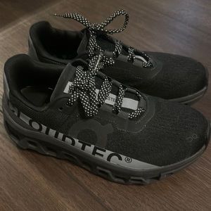 ON Running Cloudmonster Running Shoe